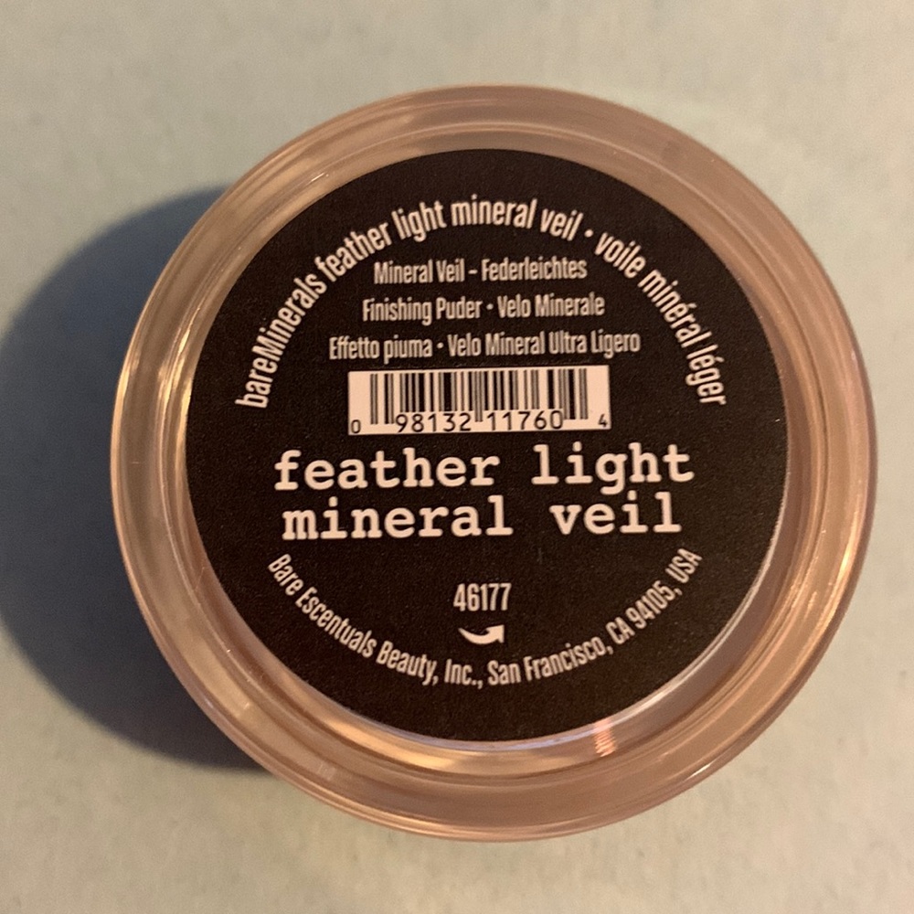 Feather light mineral veil